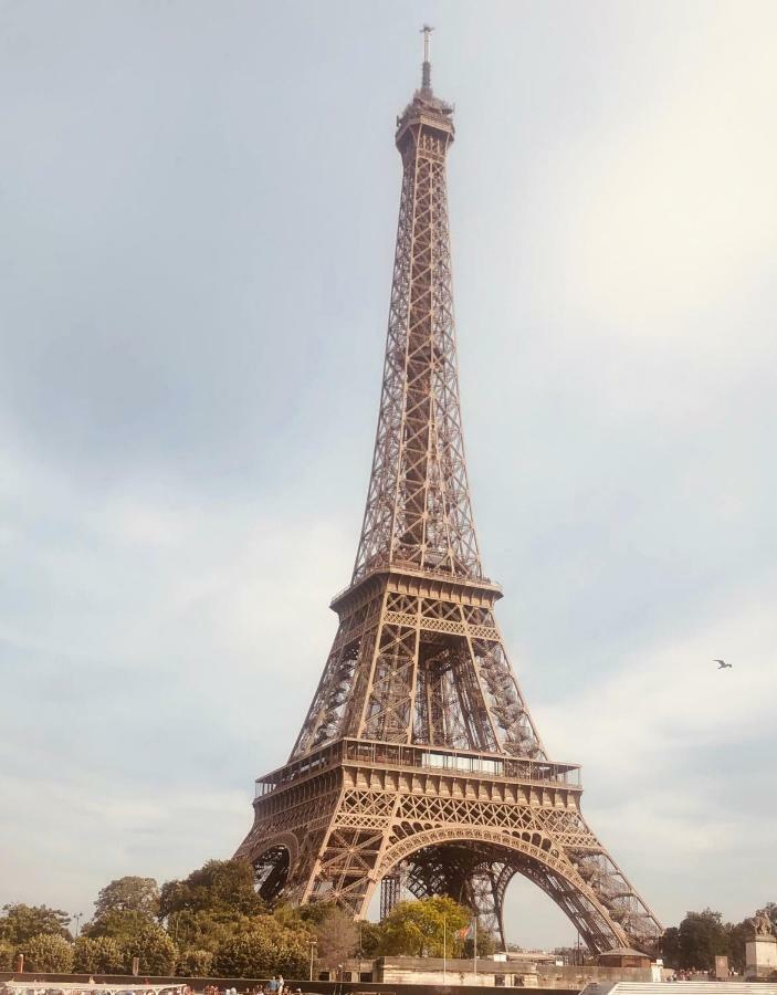 パリAu Pied De La Tour Eiffel Trocaderoアパートメント エクステリア 写真